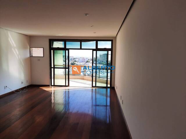 #588 - Apartamento para Venda em Rio de Janeiro - RJ