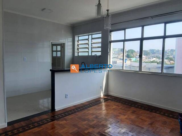 #928 - Apartamento para Venda em Rio de Janeiro - RJ