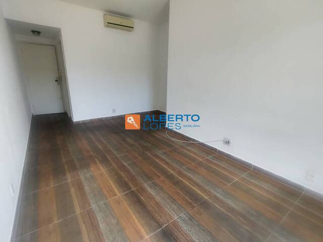 #1394 - Apartamento para Venda em Rio de Janeiro - RJ