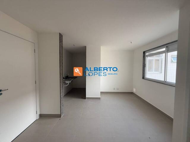 Apartamento para Venda em Rio de Janeiro - 2